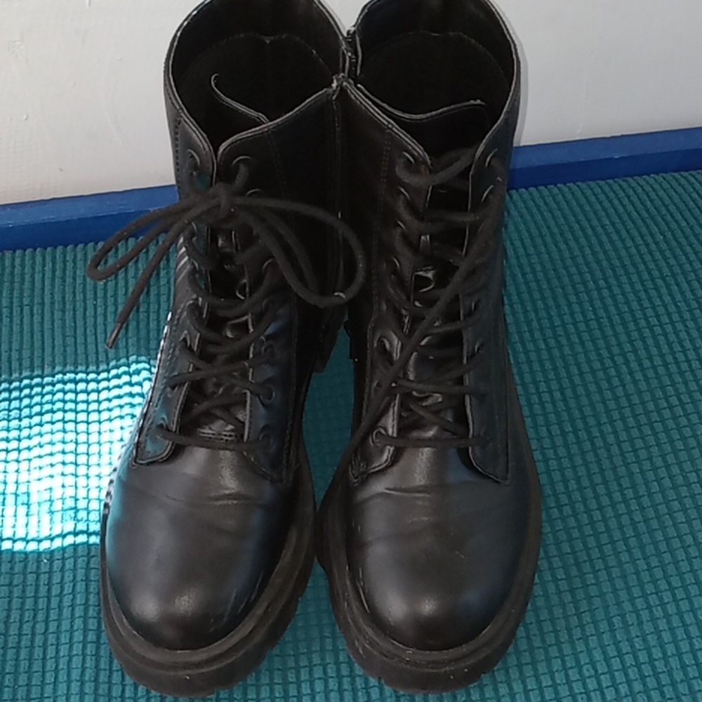 Black boots